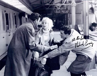 Michael Craig autograph