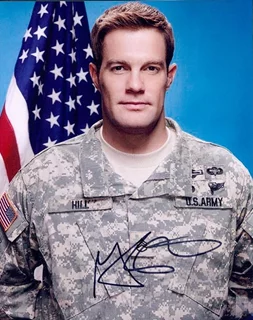 Geoff Stults autograph