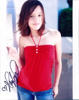 Hayley Orrantia autograph