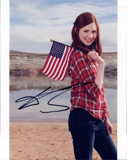 Karen Gillan autograph