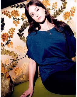 Heather Lind autograph