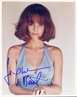 Jacqueline Bisset autograph