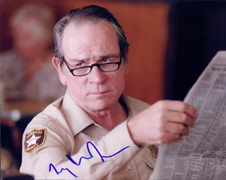 Tommy Lee Jones autograph