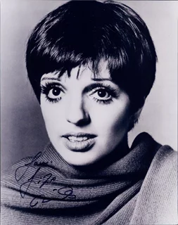 Liza Minnelli autograph