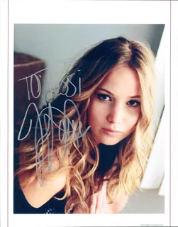 Jennifer Lawrence autograph