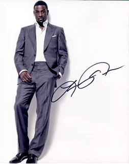 Lance Gross autograph