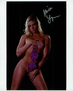 Kait Lynn autograph