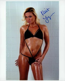 Kait Lynn autograph