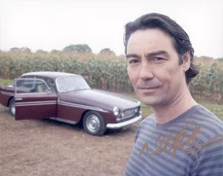 Nathaniel Parker autograph