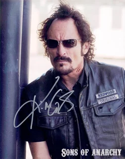 Kim Coates autograph