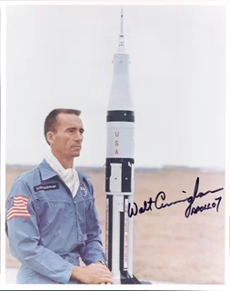 Walt Cunningham autograph