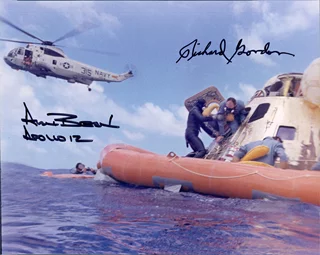 Apollo 12 Crew autograph