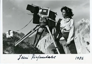 Leni Riefenstahl autograph