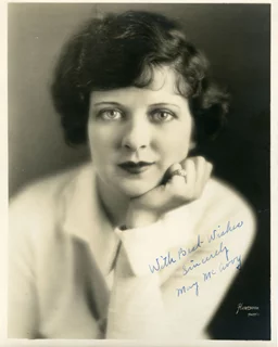 May McAvoy autograph