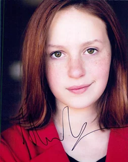 Mandalynn Carlson autograph