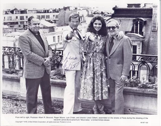 Lewis Gilbert autograph