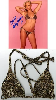 Ashley Hobbs autograph