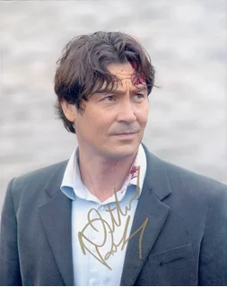 Nathaniel Parker autograph