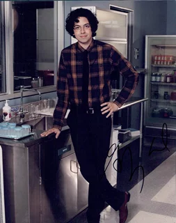 Geoffrey Arend autograph