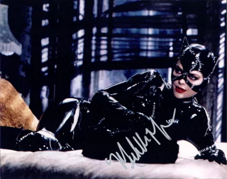 Michelle Pfeiffer autograph