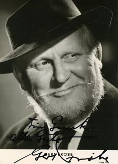 Gert Frobe autograph