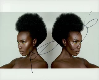 Anna Diop autograph