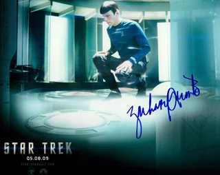 Zachary Quinto autograph