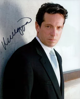Robert Maffia autograph