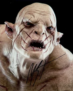 Manu Bennett autograph