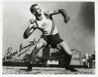 Bruce Bennett autograph