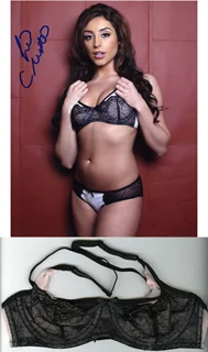 Leia Christiana autograph