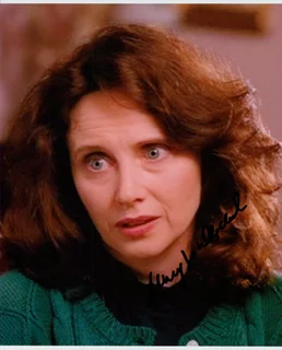 Mary Jo Deschanel autograph