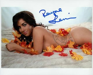Rayne Lemire autograph
