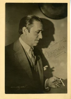 Noah Beery autograph