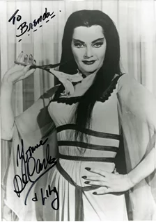 Yvonne DeCarlo autograph