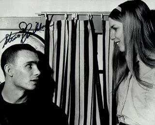 Steve Railsback autograph