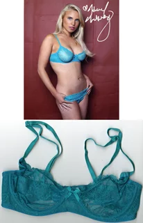 Holland McKinzey autograph