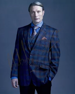 Mads Mikkelsen autograph