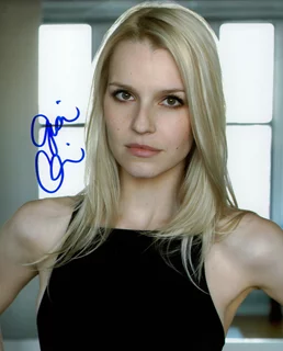 Gia Crovatin autograph