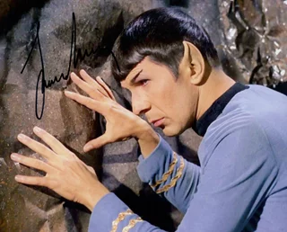 Leonard Nimoy autograph