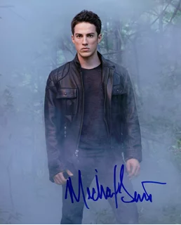 Michael Trevino autograph
