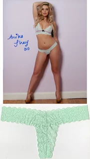 Anika Shay autograph