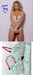 Anika Shay autograph