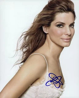 Sandra Bullock autograph