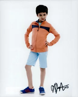 J.J. Totah autograph