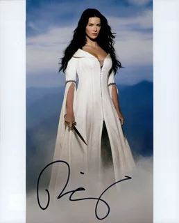 Bridget Regan autograph