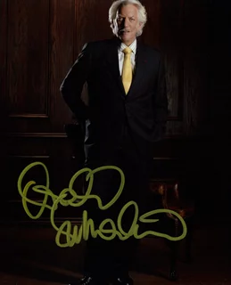 Donald Sutherland autograph