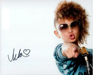 Lela Brown autograph