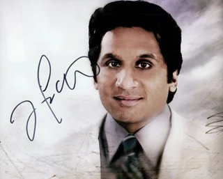 Ravi Kapoor autograph