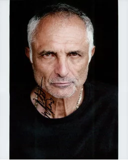 Robert Miano autograph